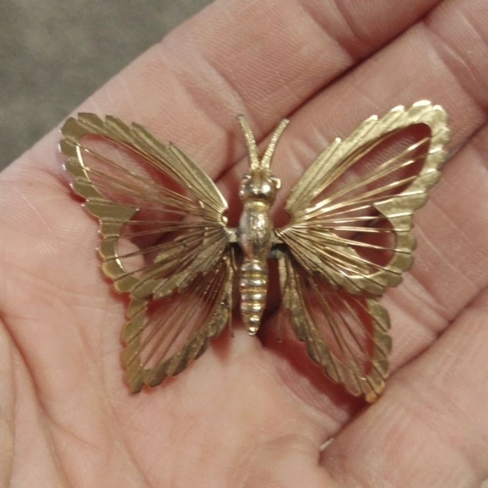 MONET VINTAGE SPIKED GOLD-TONE BUTTERFLY 2" BROOCH PIN